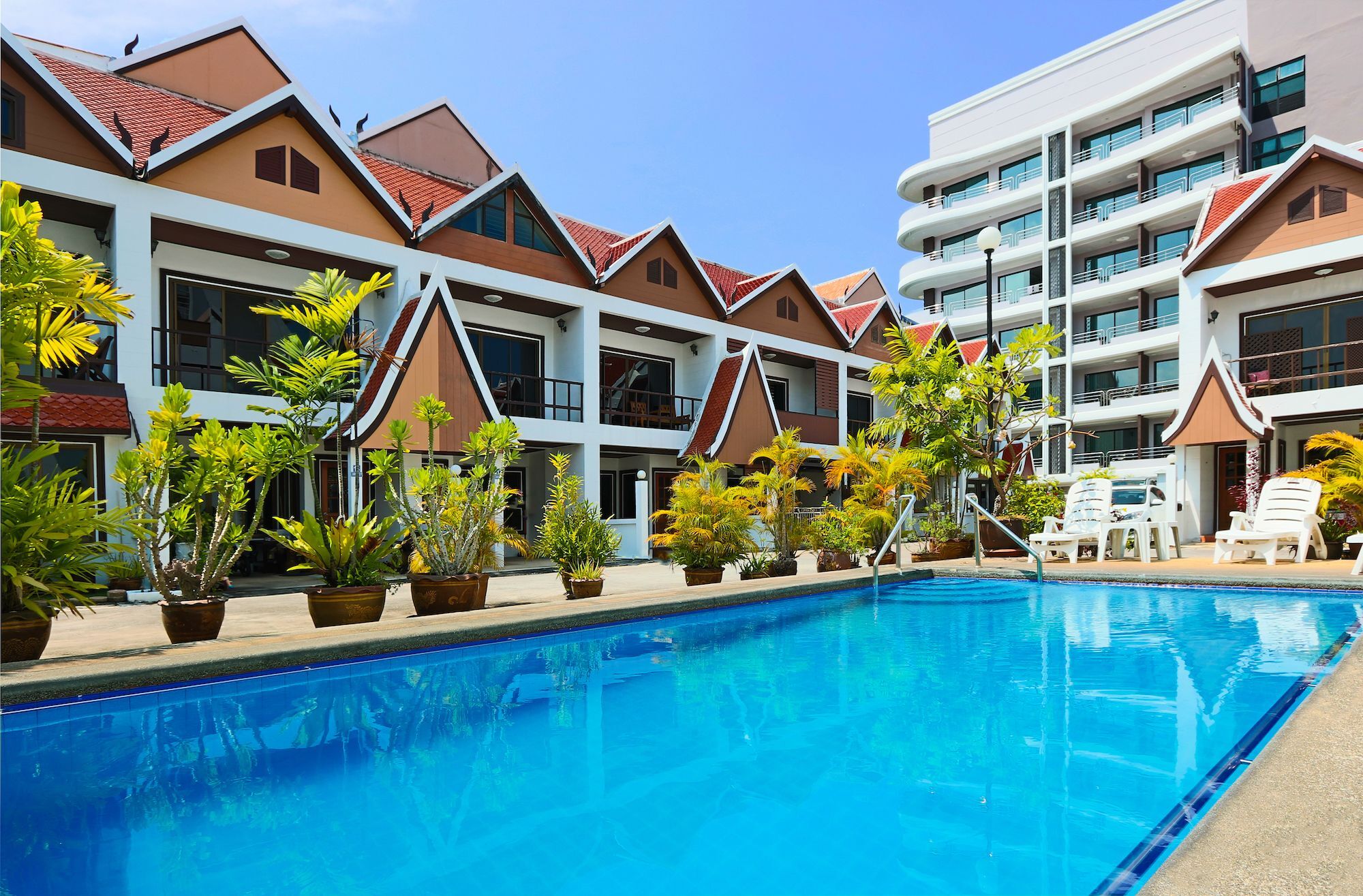 Corrib Village South Beach Pattaya Eksteriør bilde